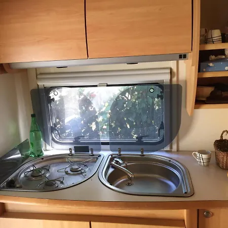 Caravane 2 Personnes *